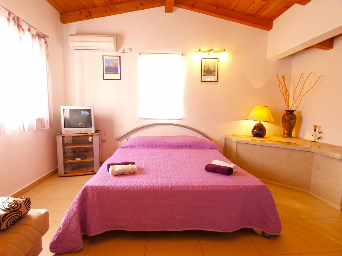 Apartments Iva 1534 Pula Dış mekan fotoğraf