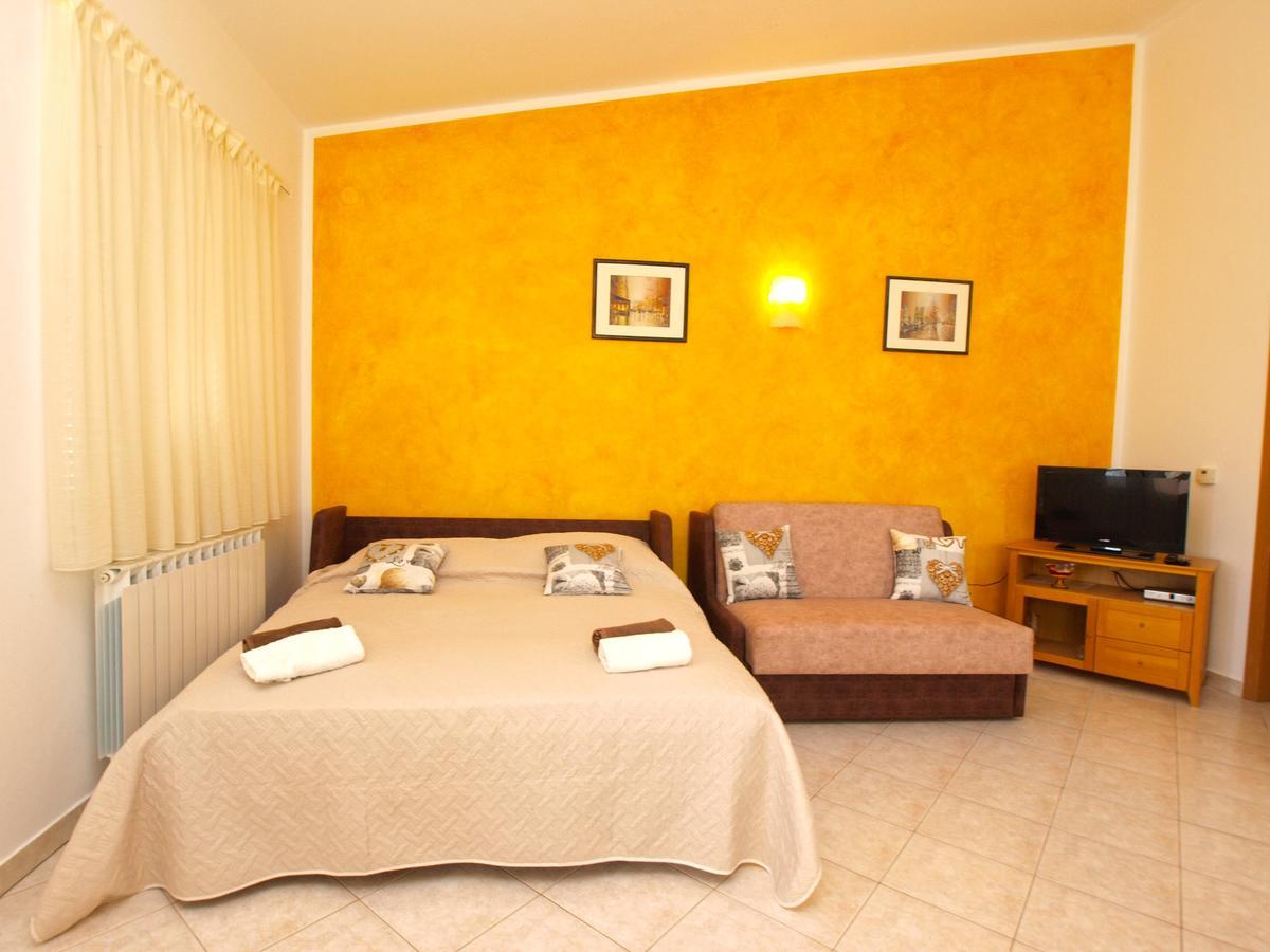 Apartments Iva 1534 Pula Dış mekan fotoğraf