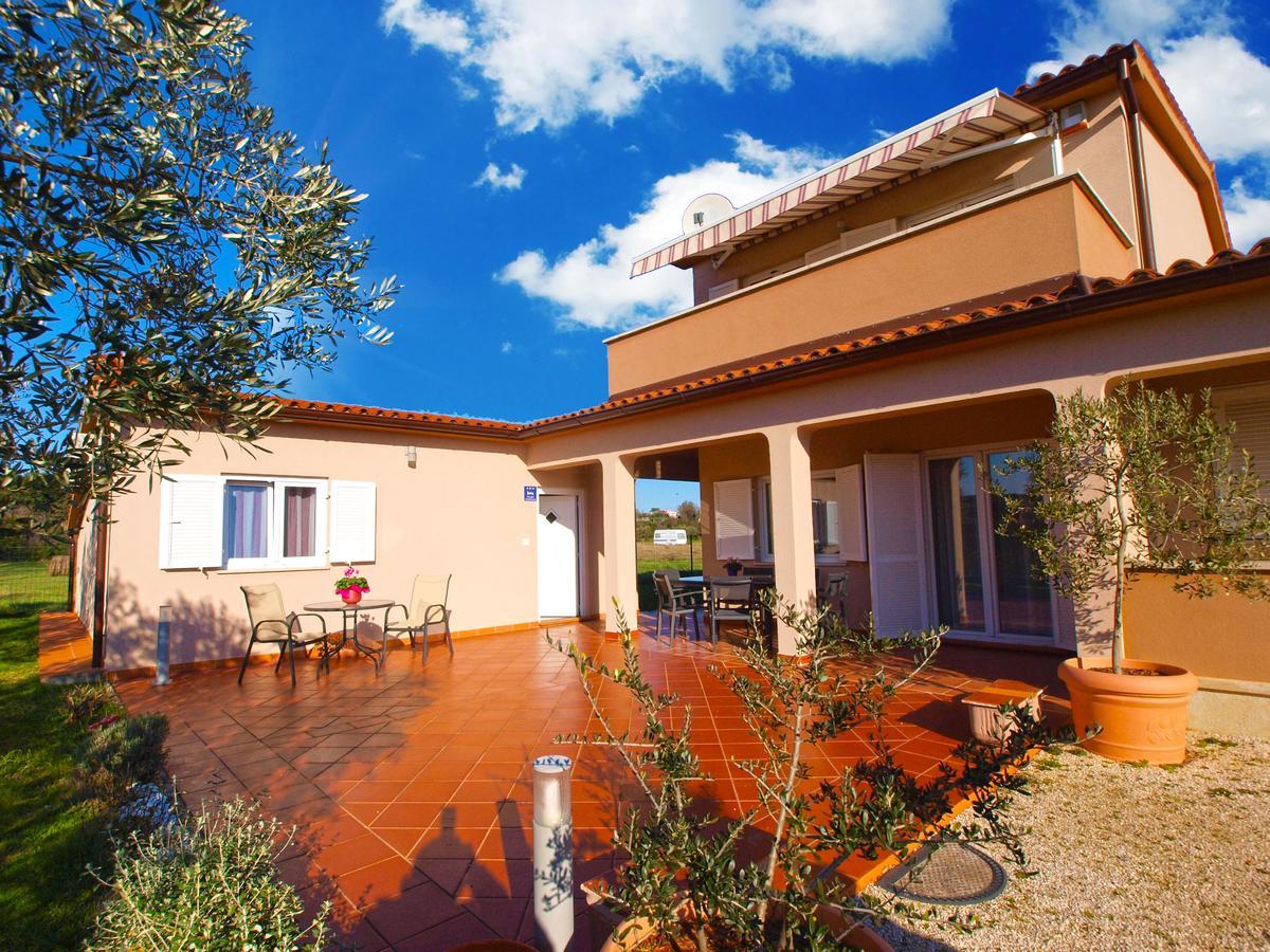 Apartments Iva 1534 Pula Dış mekan fotoğraf