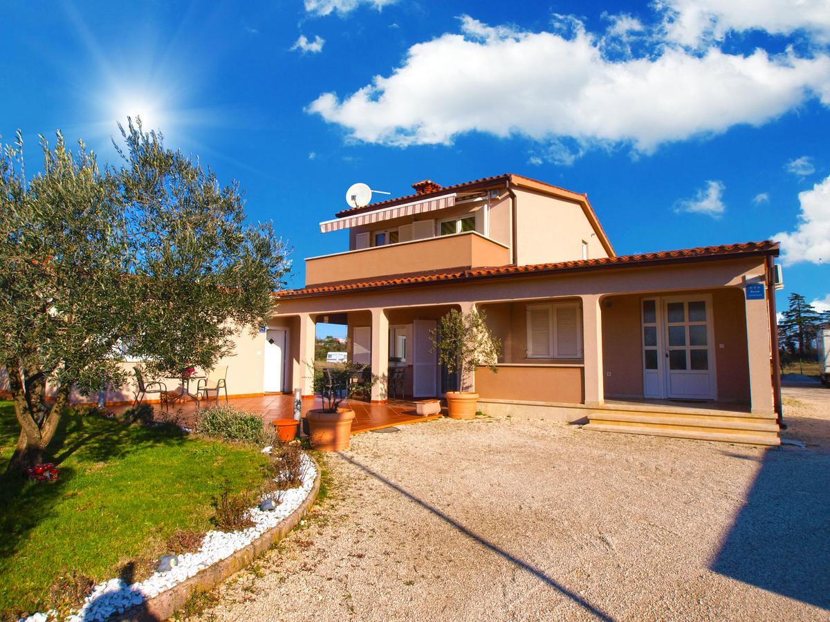 Apartments Iva 1534 Pula Dış mekan fotoğraf